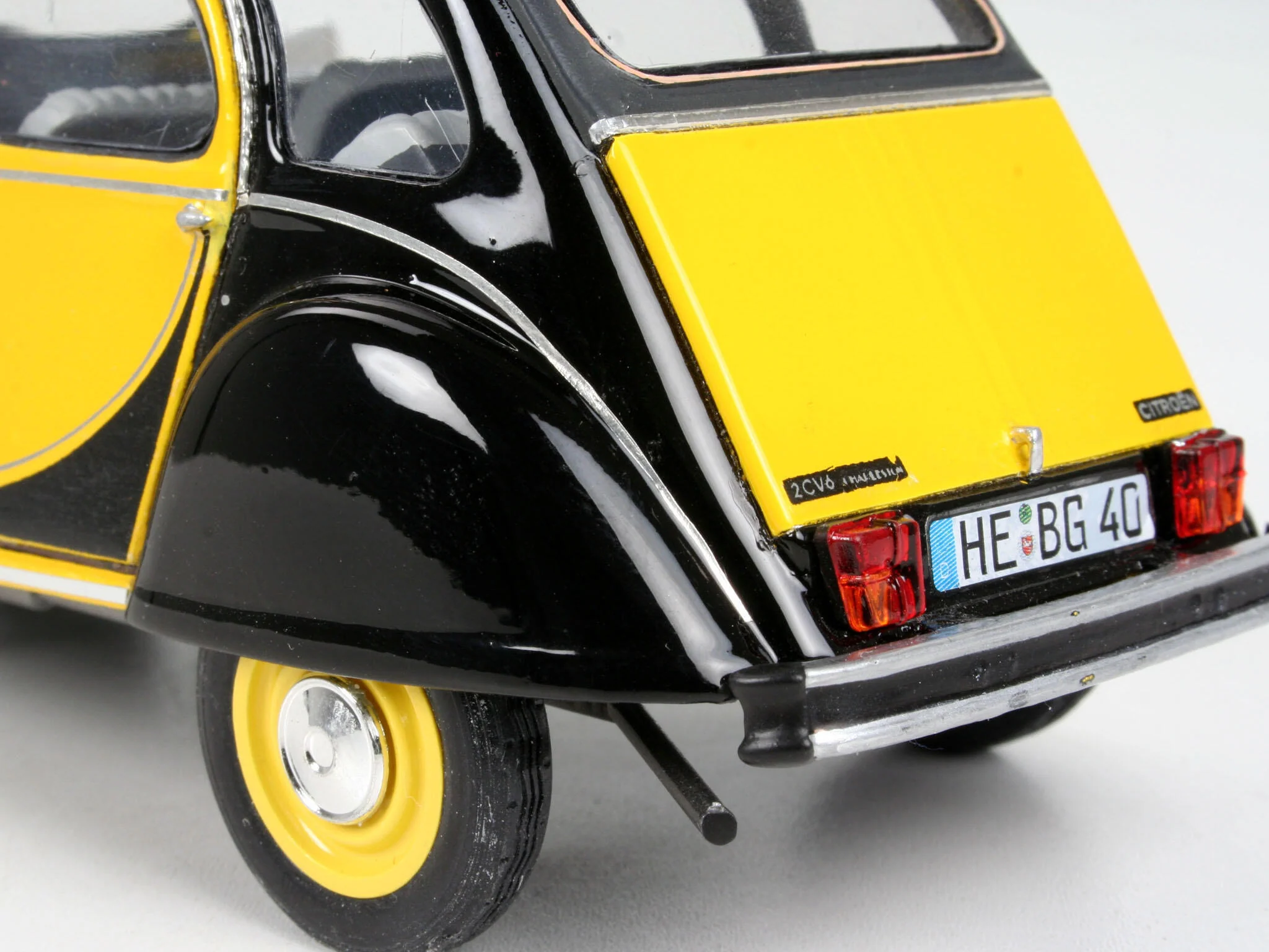Miniature 2